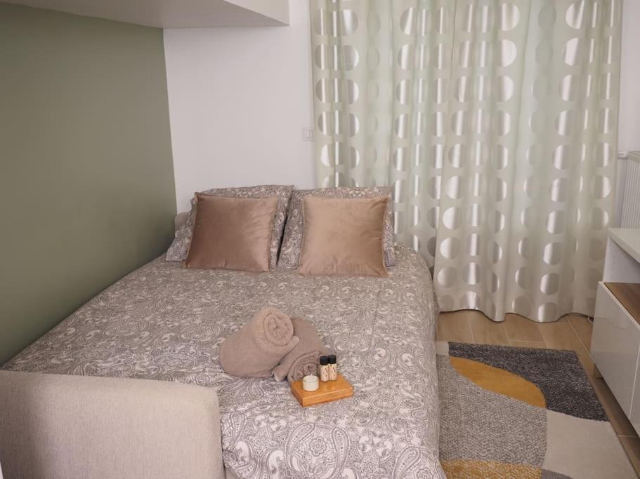 Cosy Fleur De Lys Apartment